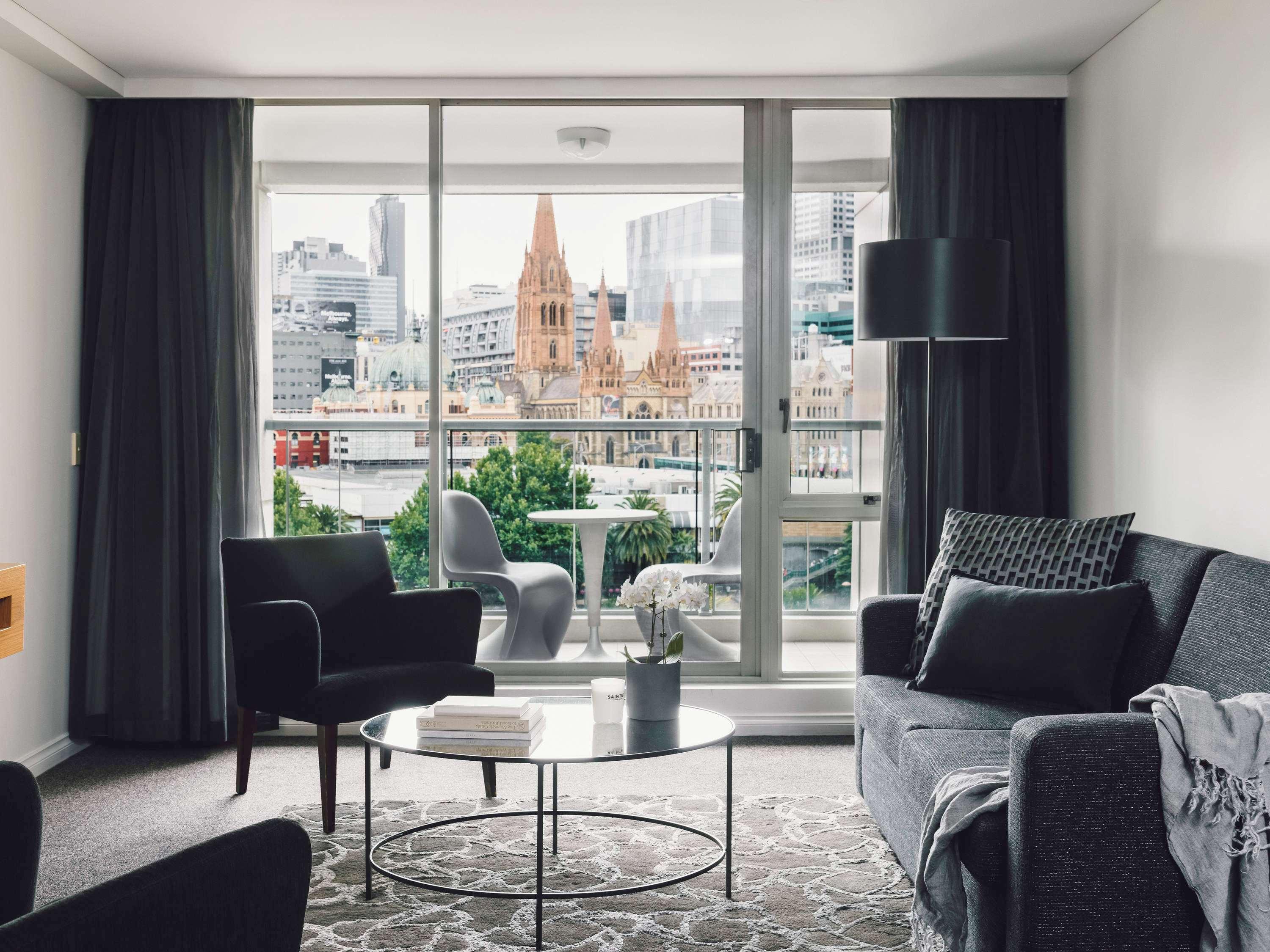 Quay West Suites Melbourne Exterior photo